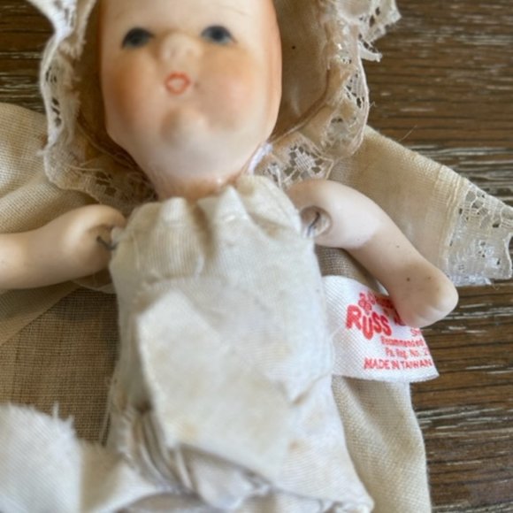 Vintage RUSS Baby Doll Porcelain Bisque Head Arms Leg Cloth Body Blue Eyes Dress - Picture 4 of 10